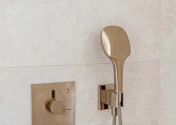 Les Graniers - Old Village - Shellter *